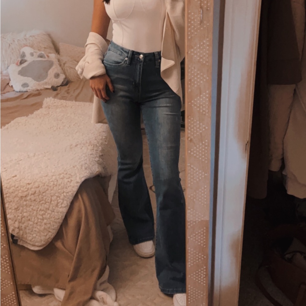 Forever 21 Curved Flare Jean